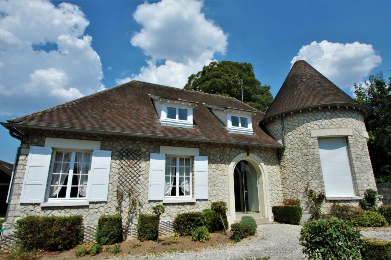 Hotel Le Regent Villers-Cotterêts المظهر الخارجي الصورة